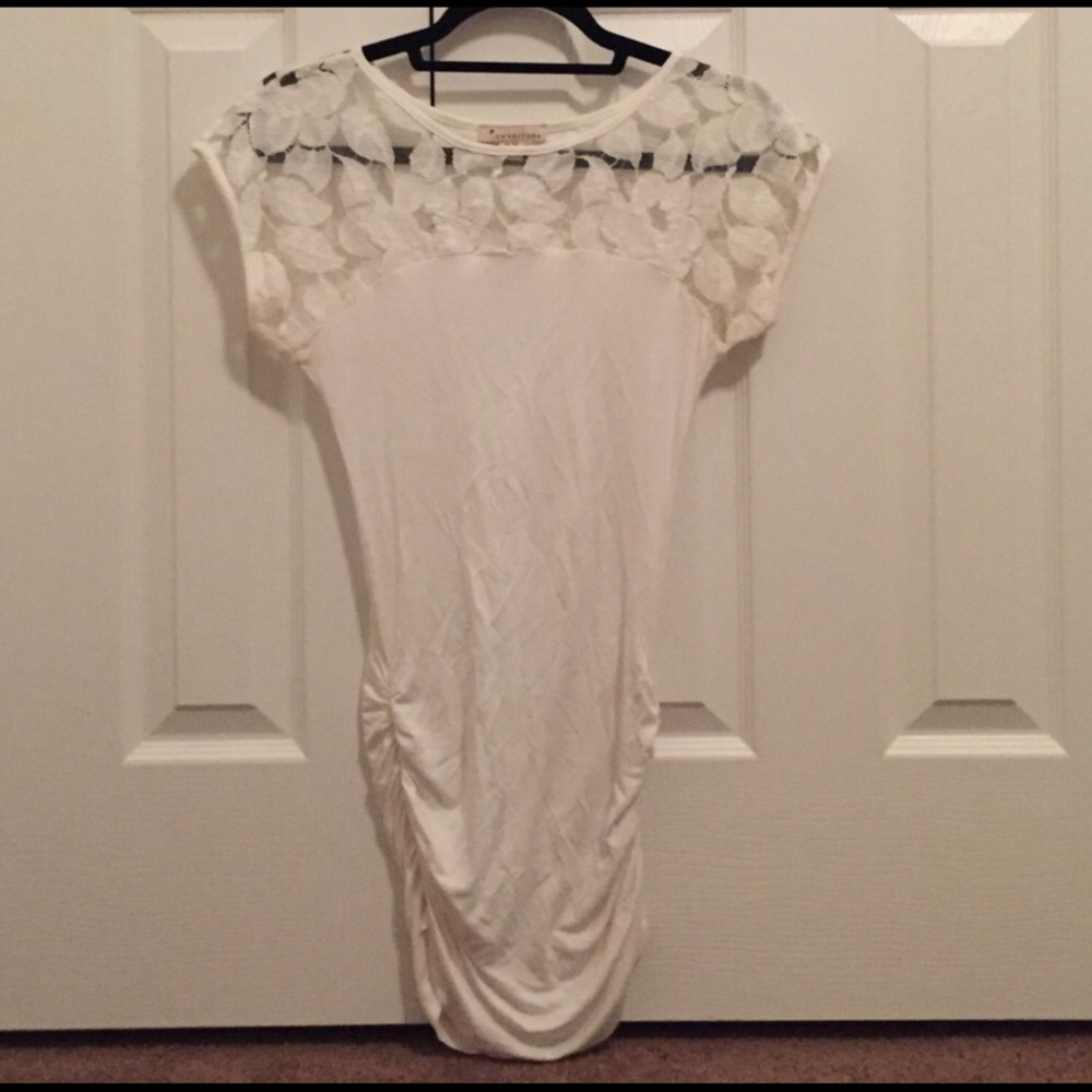 Twentyone White lace t shirt