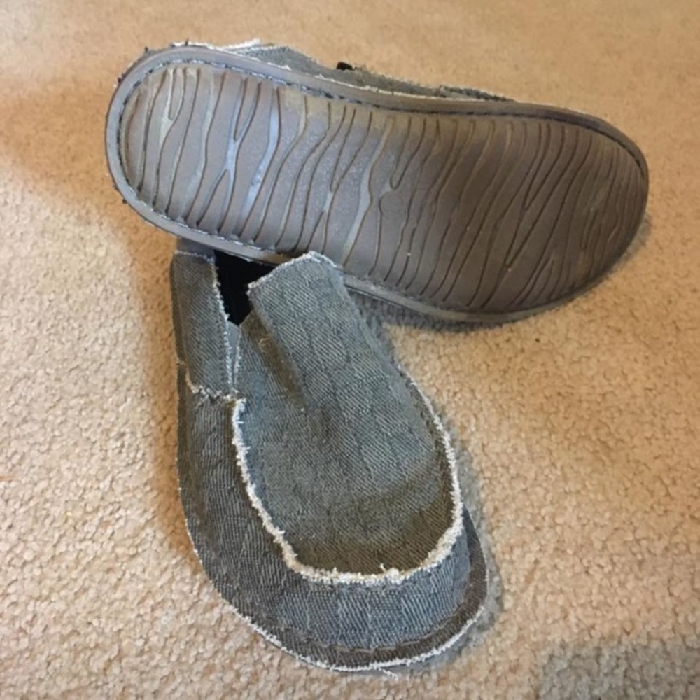 Men’s size 11 shoes. Never worn.