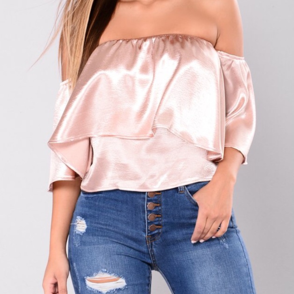 Satin top 💕
