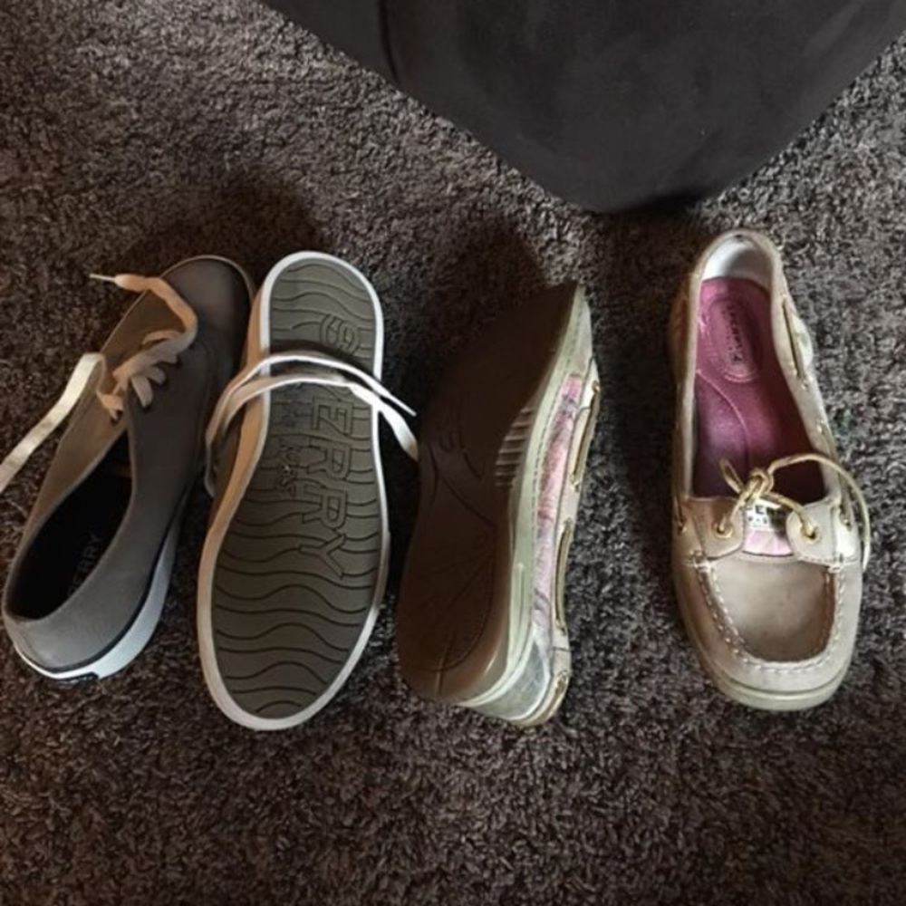 Sperry Shoes - Picture 2 of 3