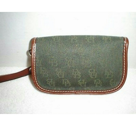 Dooney & Bourke Signature Wristlet - Picture 2 of 6