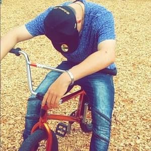 Meet your Posher, Chris