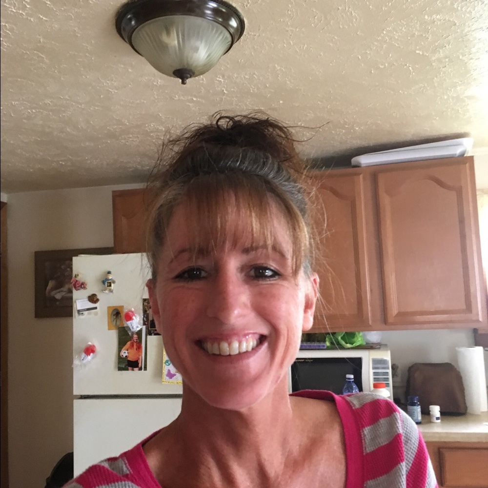 Meet your Posher, Felicia