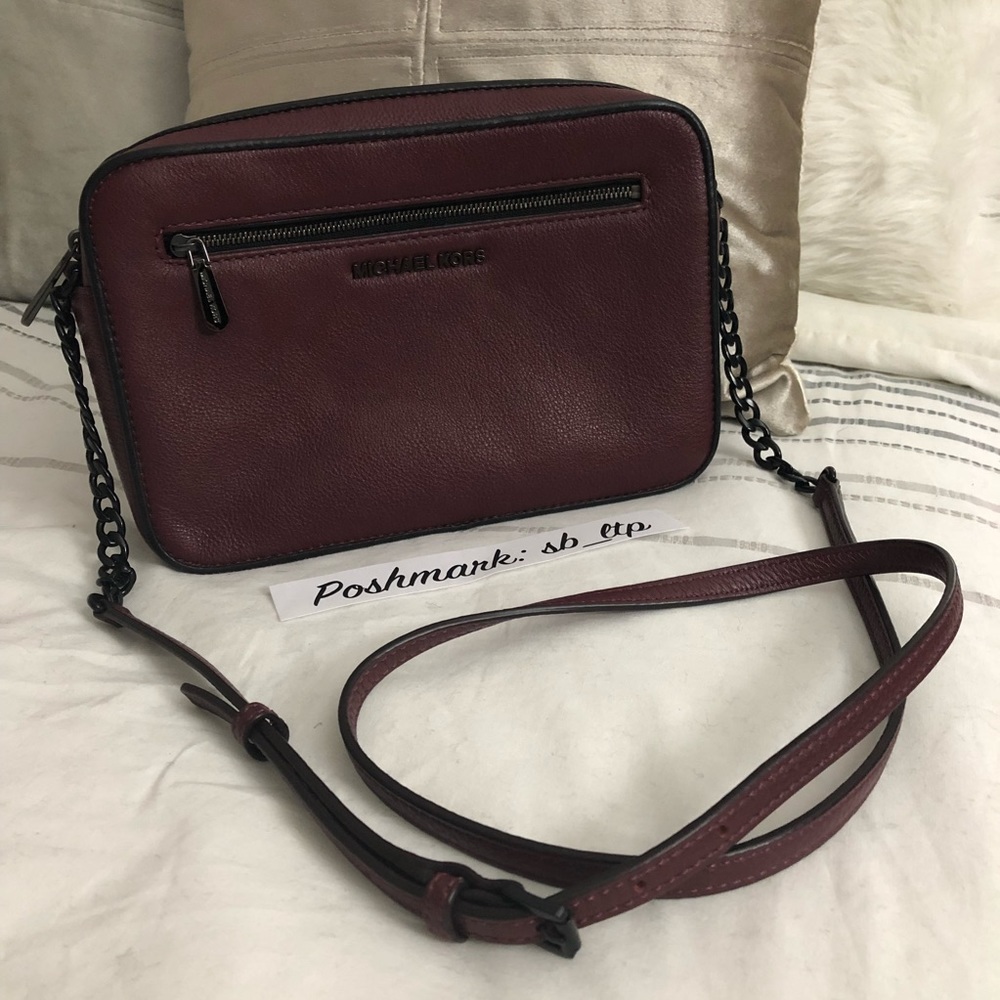 Michael Kors Jet Set Large Leather Crossbody
