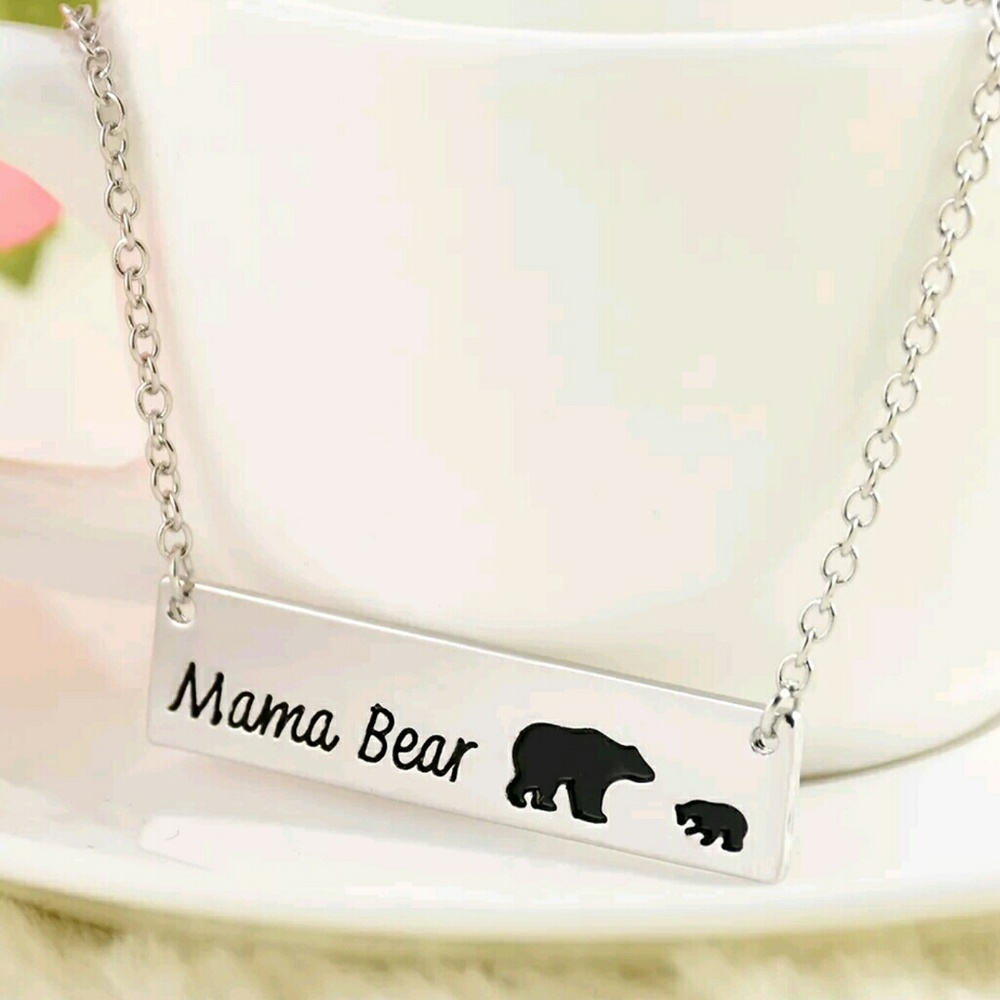 Mama bear necklace with one cub