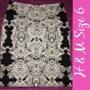 H&M Pencil Skirt 🖤