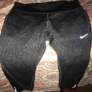 Nike capris