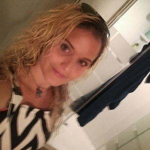 Meet your Posher, Faith