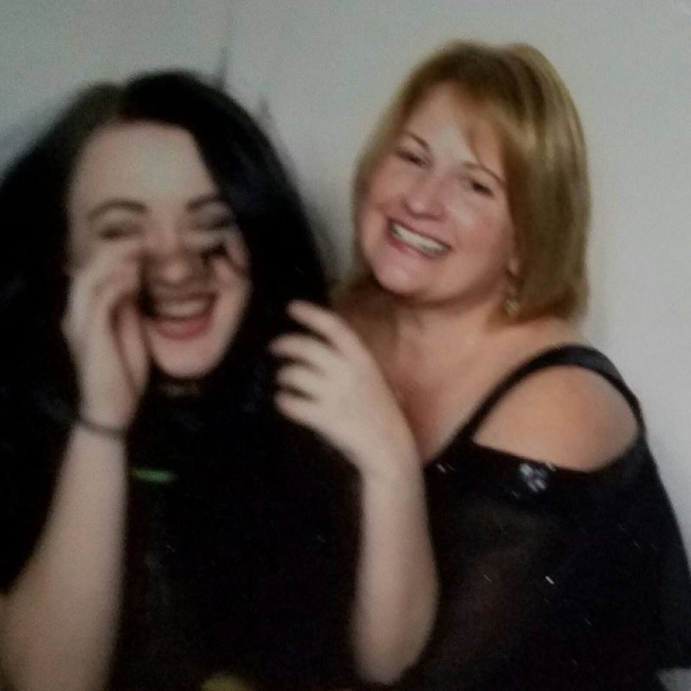 Meet your Posher, Laura