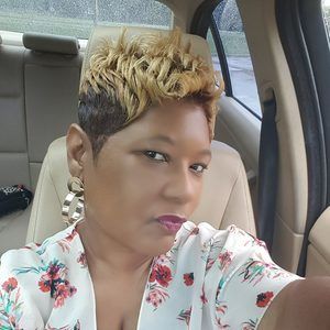 Meet your Posher, Cathy