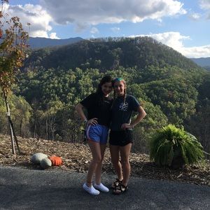 Meet your Posher, Abby