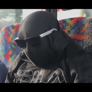 Meet your Posher, Ethan