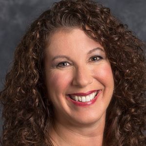 Meet your Posher, Linda