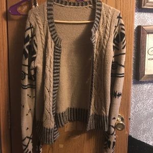 BKE sweater from buckle!