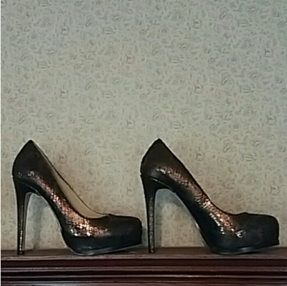 Sky High Snakeskin Chinese Laundry Platforms 8 M - Picture 5 of 8