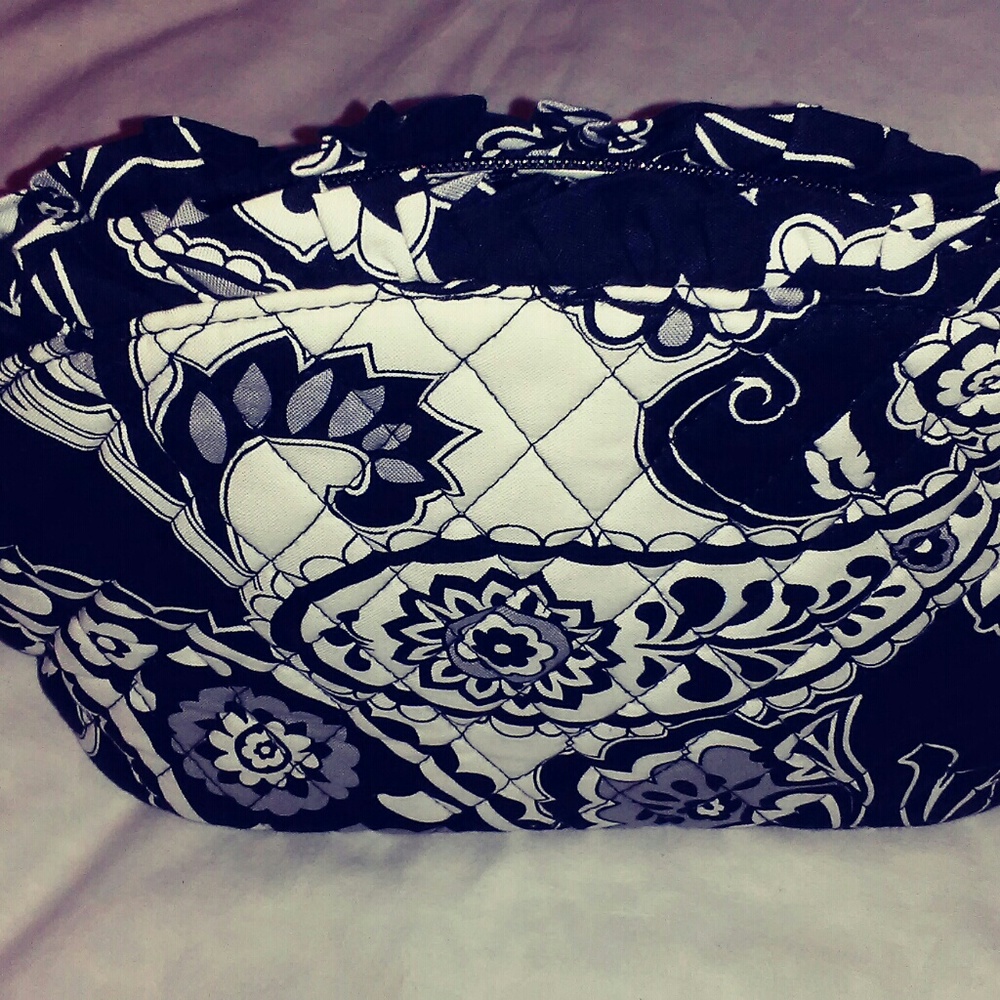 Vera Bradley LG Ruffle Cosmetic Bag