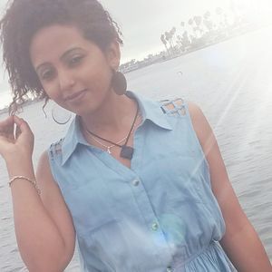 Meet your Posher, Azeb