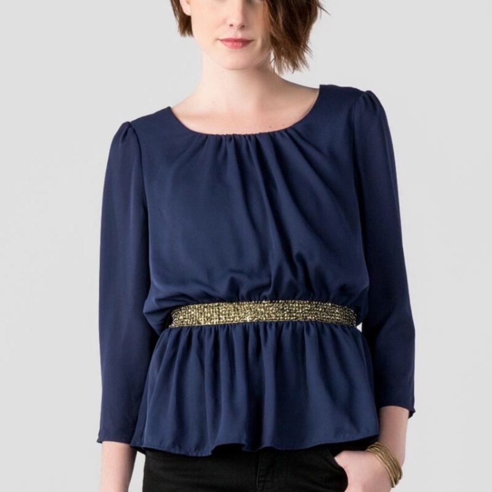 Francesca’s Collection Peplum Top - Picture 2 of 5