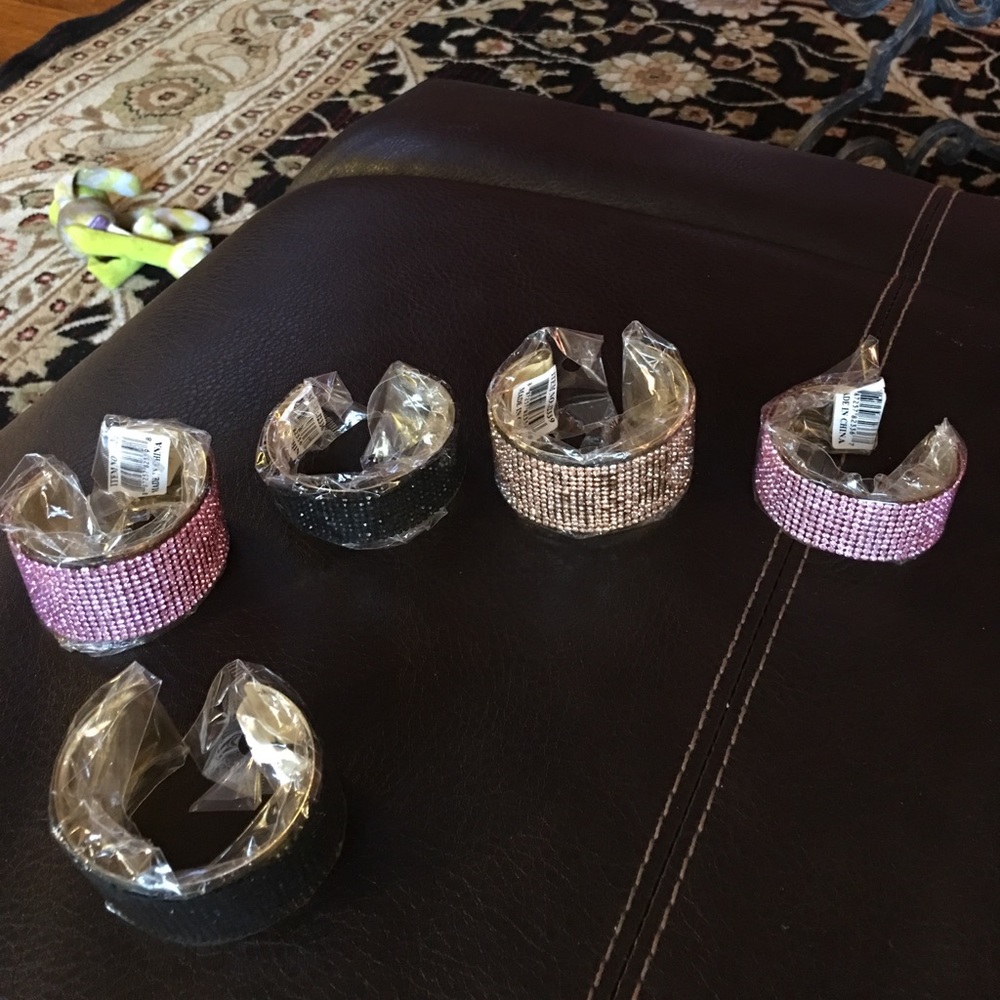 Bracelets 7 each or 25 for all