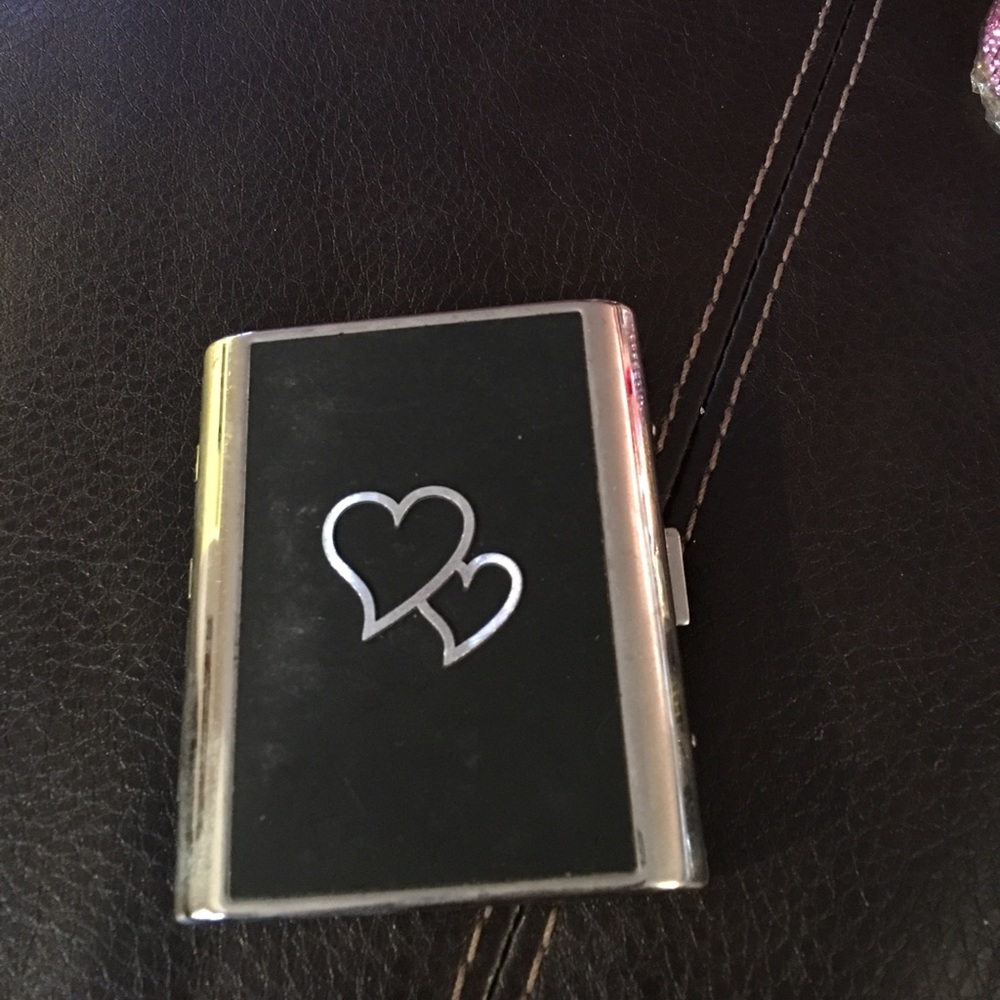 Cigarette/card holder