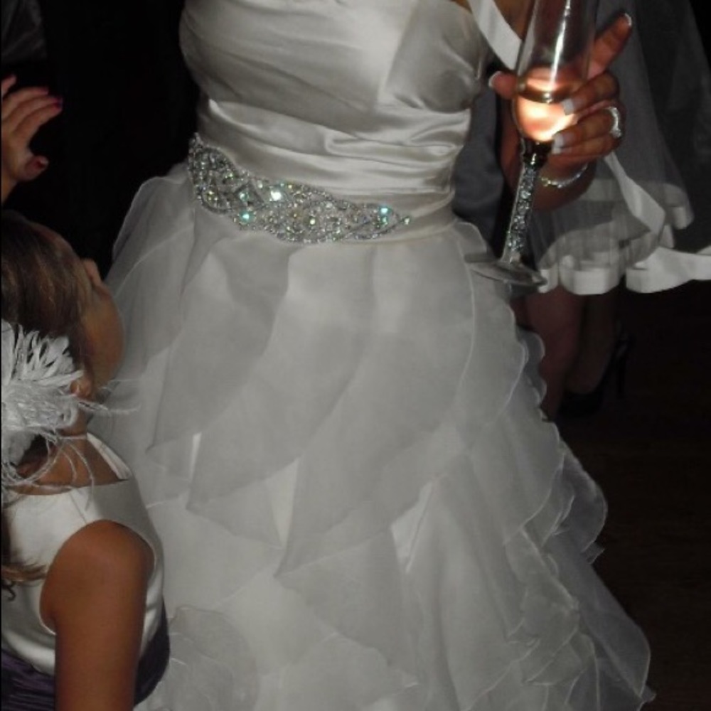 Paloma Blanc Wedding dress