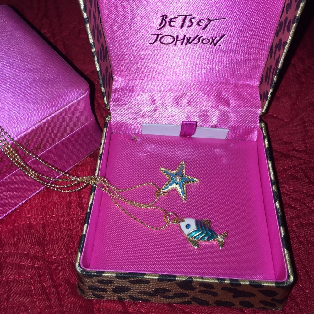 Betsey Johnson necklace