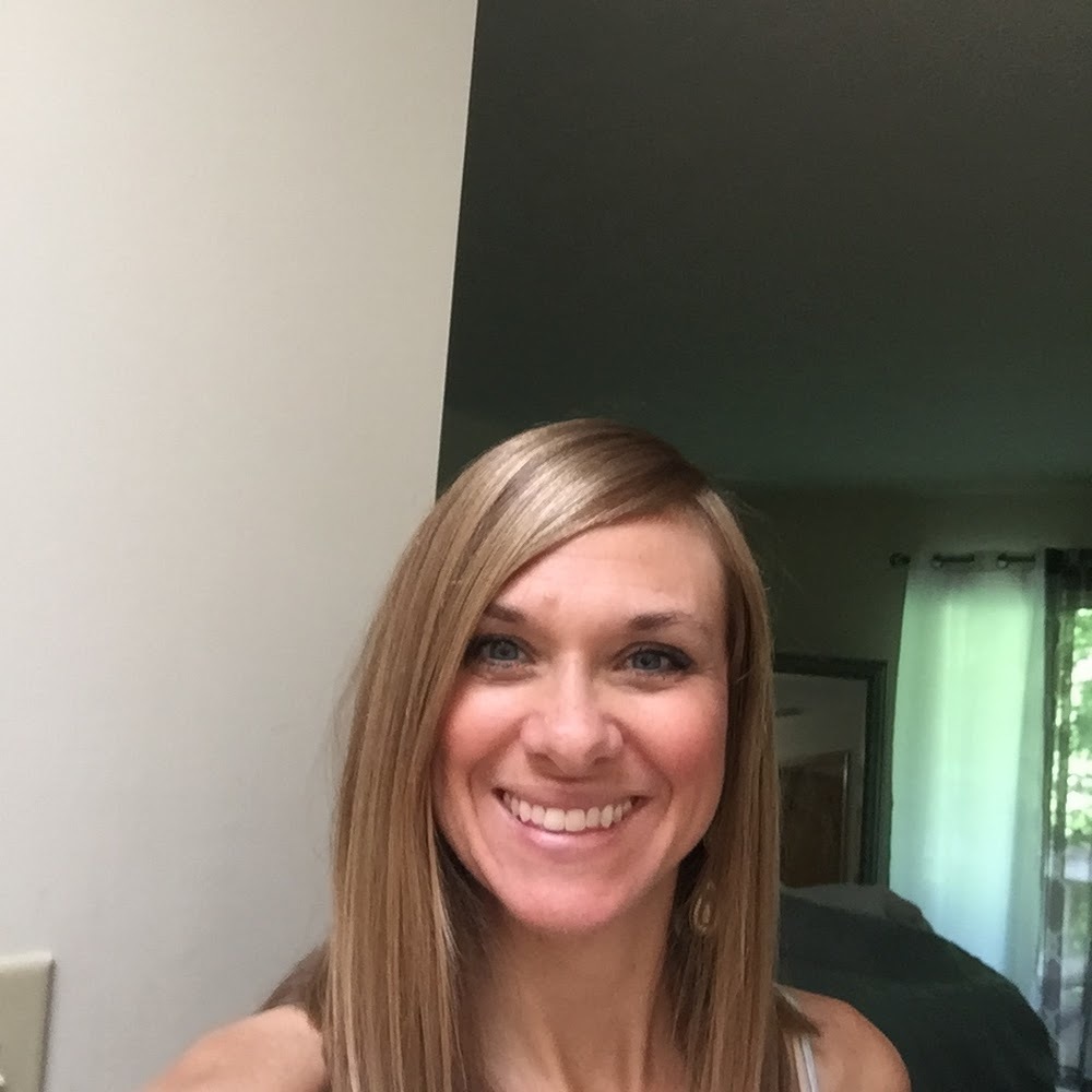 Meet your Posher, Alicia
