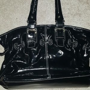 Dooney & Bourke handbag
