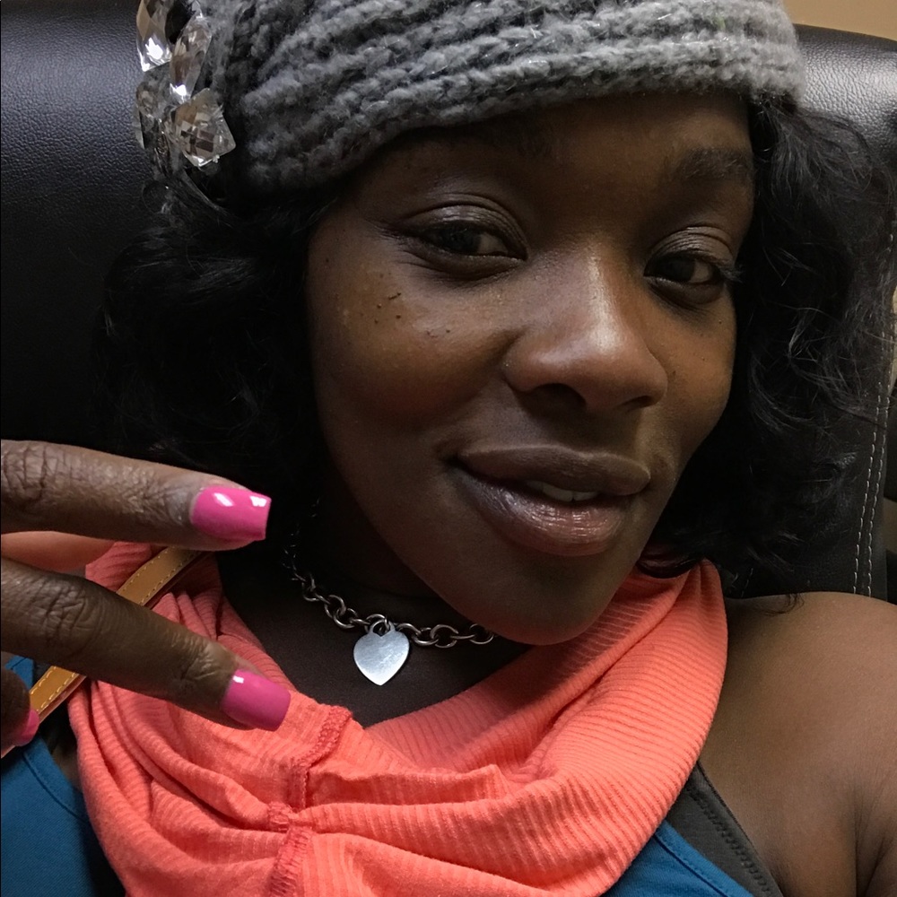 Meet your Posher, Tiffany