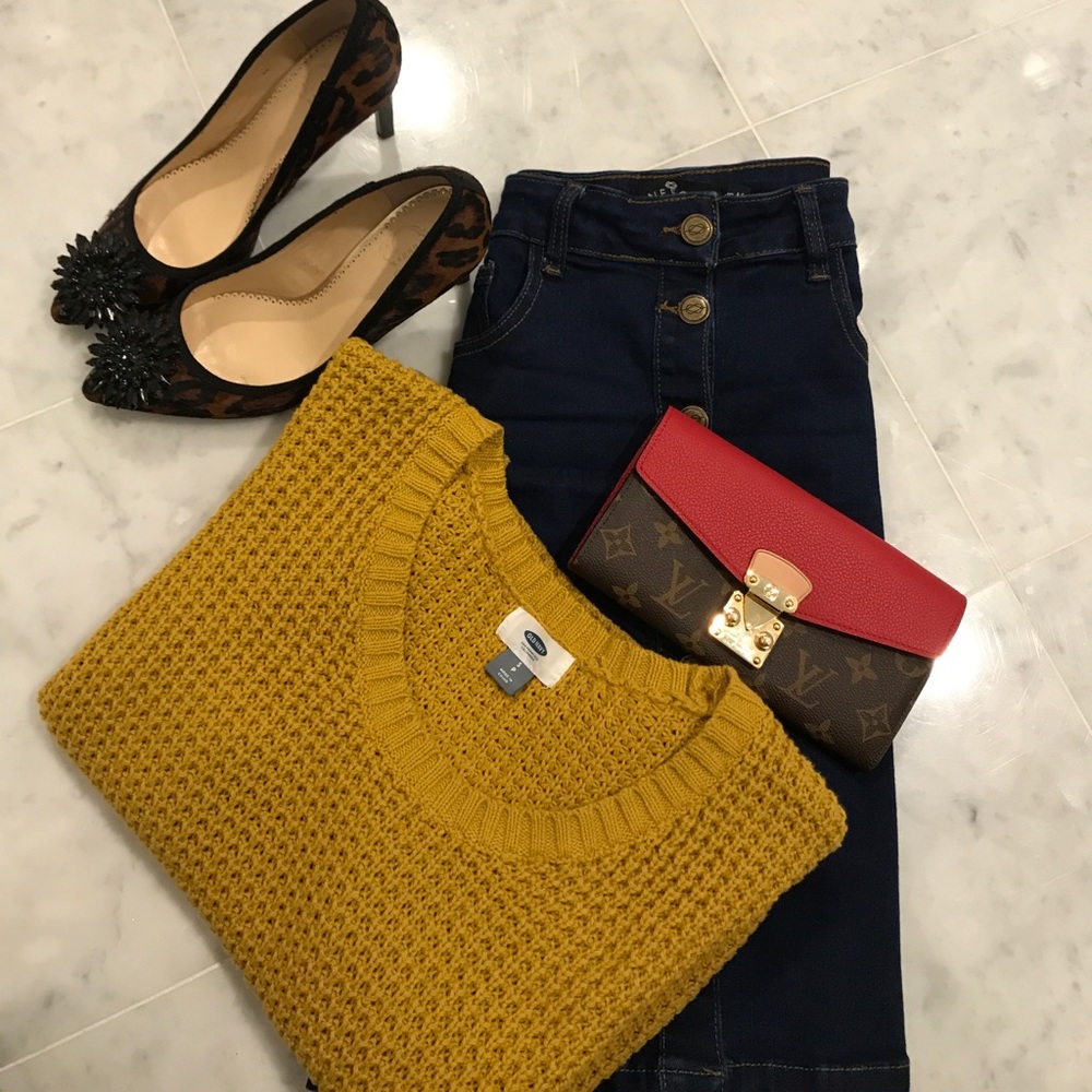 ❌SOLD❌Old Navy sweater SP