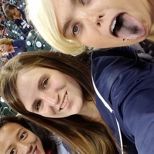 Meet your Posher, Kaitlyn