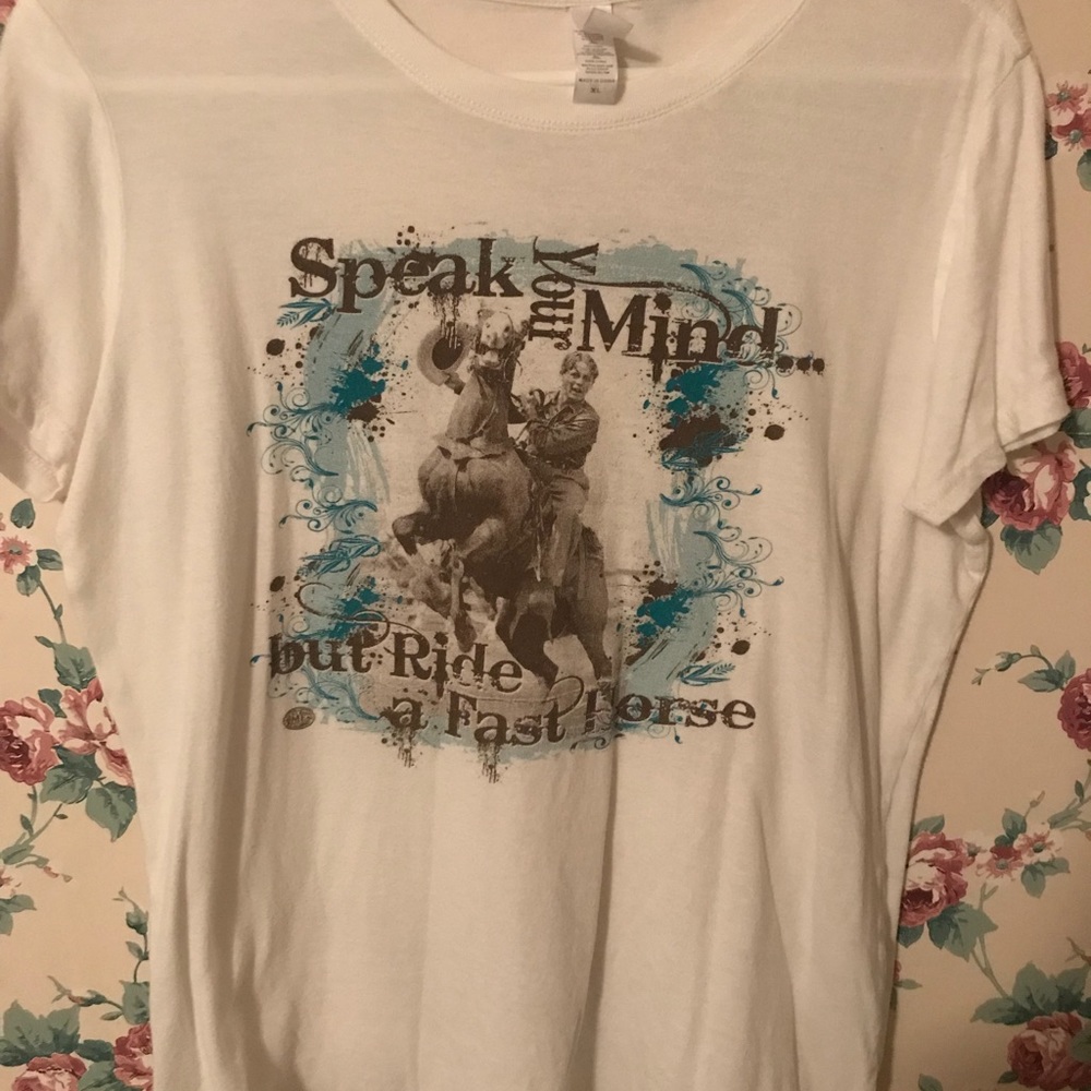 Super cute short Sleeve Tee