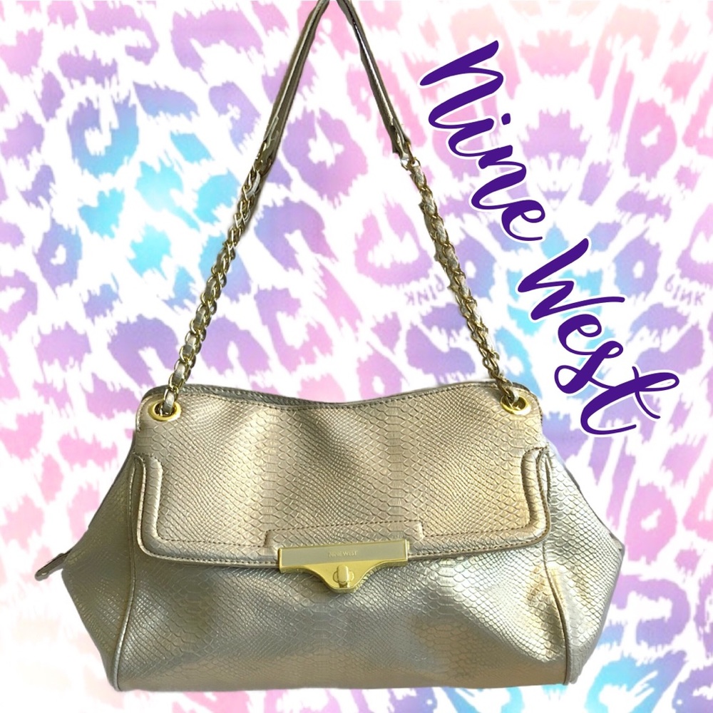 GIVEAWAY... Nine West Champagne Gold Snakeskin