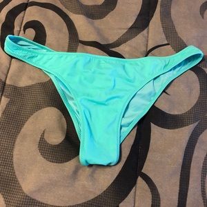 Victoria Secret Itsy Bottom