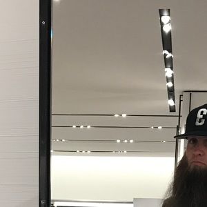 Meet your Posher, Jason