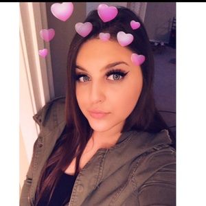 Meet your Posher, Dinela