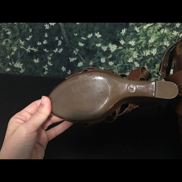 CYNTHIA VINCENT for target, brown wedge sz7 New - Picture 3 of 7
