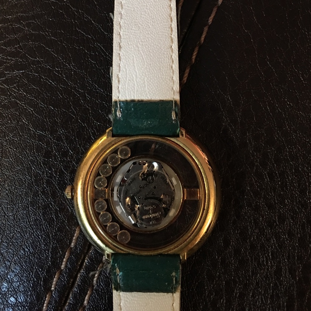 Watch - Picture 2 of 5