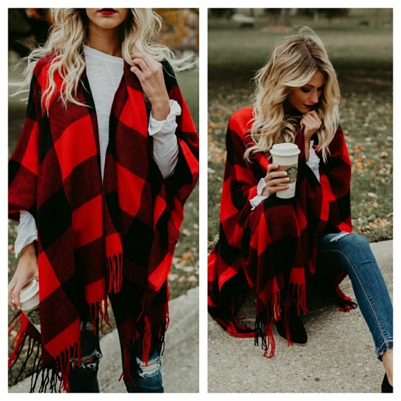 Red & black buffalo check poncho - Picture 3 of 3