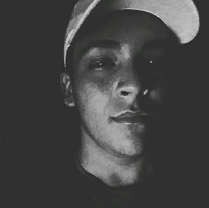 Meet your Posher, Cameron