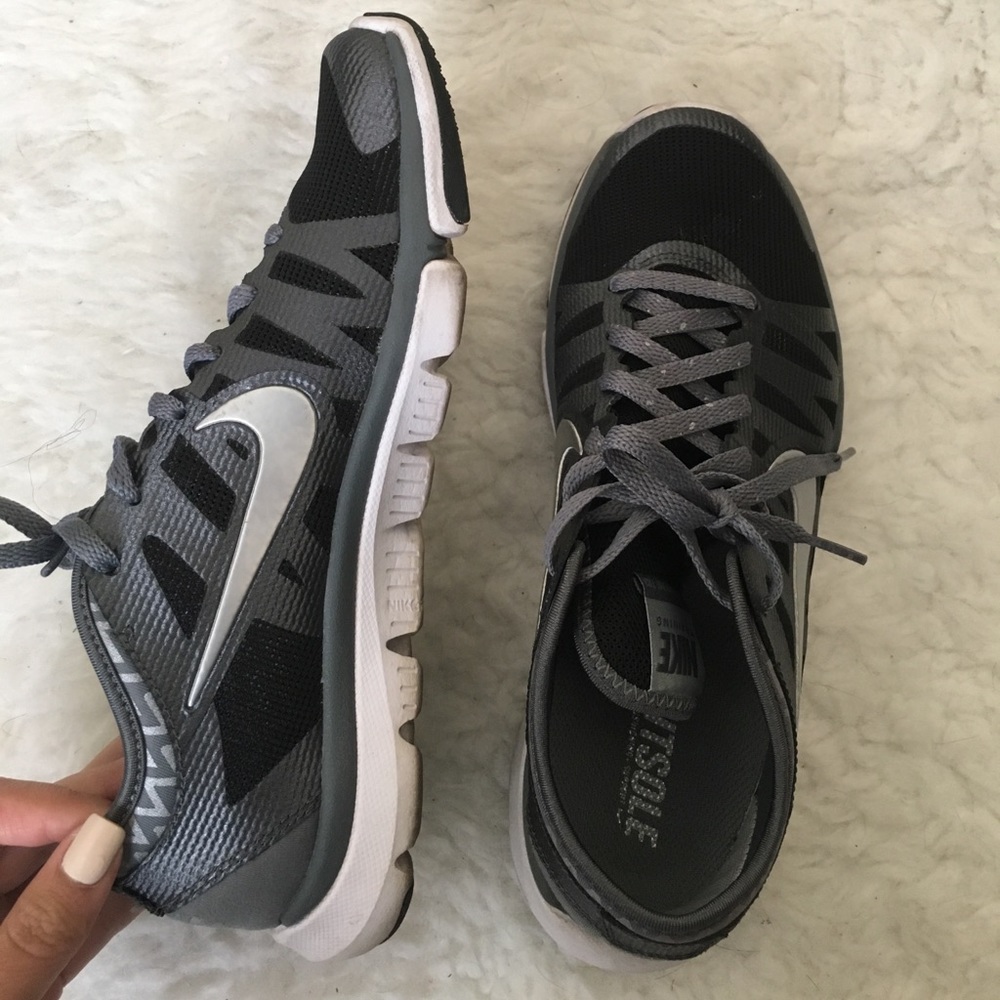 Nike Fitsole black and grey shoes