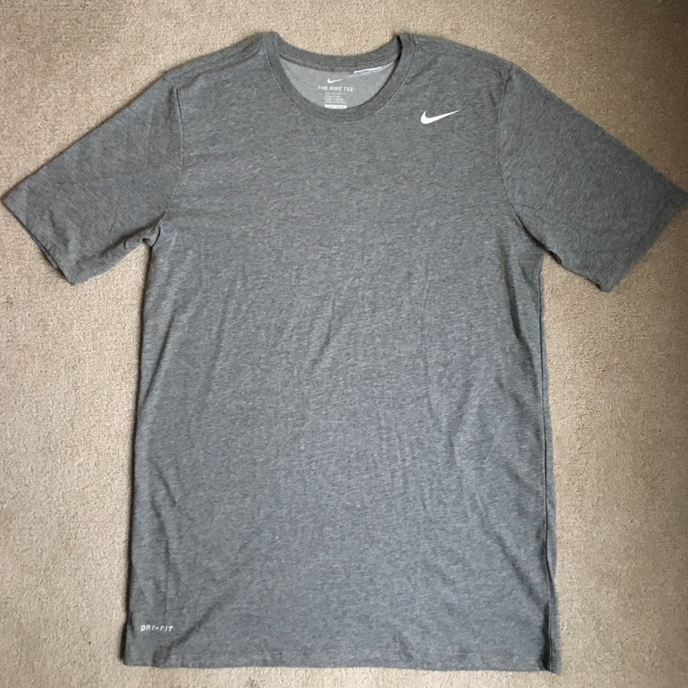 Nike Plain Dri-Fit Athletic T-Shirt