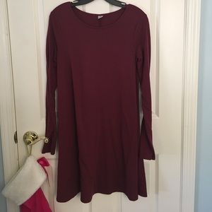 Old navy burgundy long sleeved dress