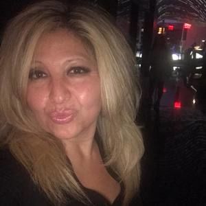 Meet your Posher, Sharon