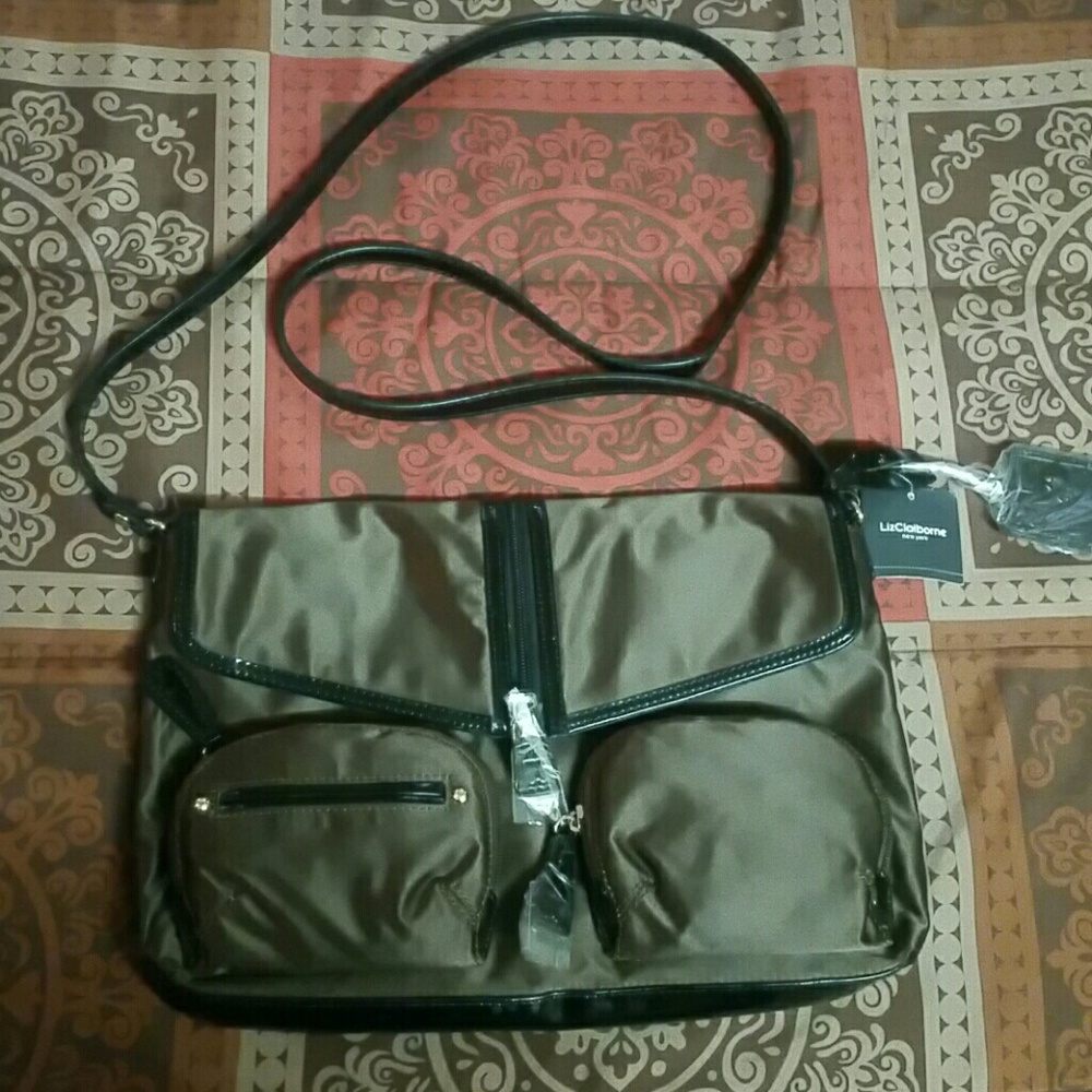Liz Claiborne  bag with to front Pockets