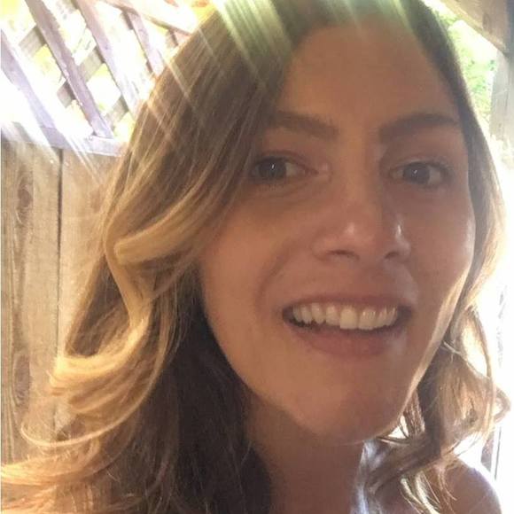 Meet your Posher, Amber - Picture 1 of 1