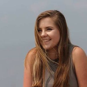 Meet your Posher, Nora