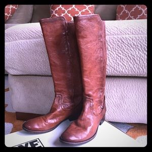 Frye Melissa Scrunch Boot Cognac