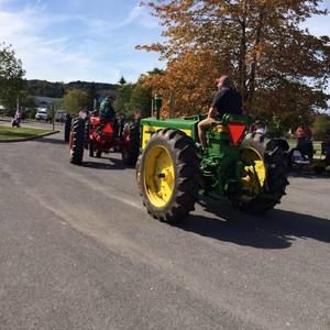 Meet your Posher, Adam