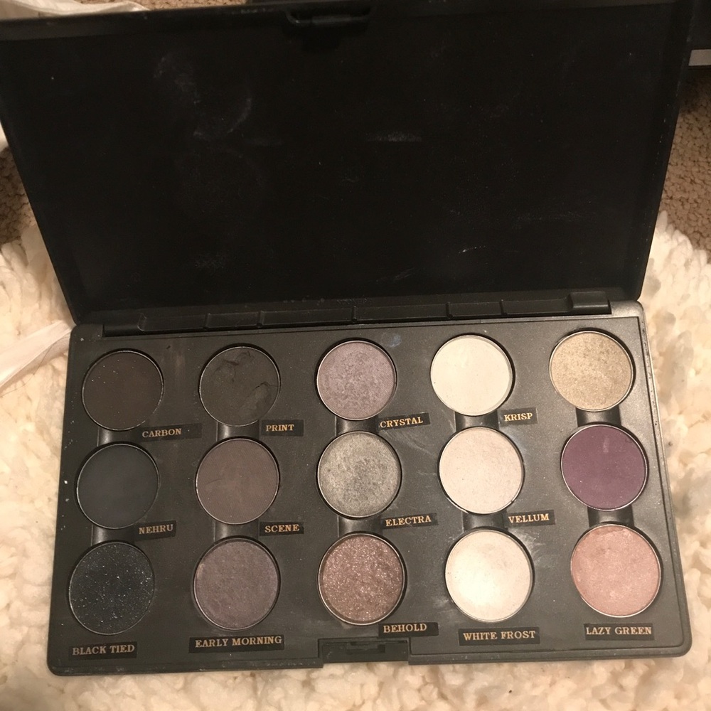 Mac eye shadow palette